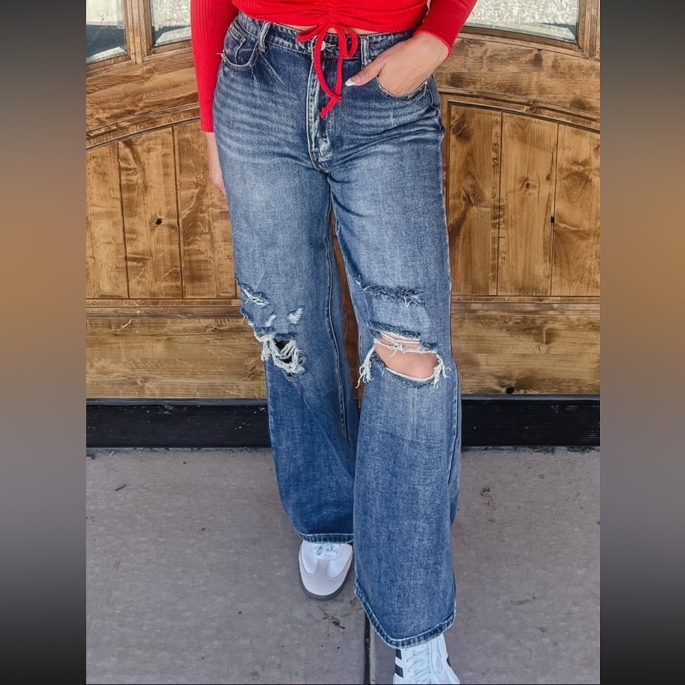 NEW‎ Petra 153 High Waisted Wide Leg Distressed Ripped Jeans Blue Medium Wash